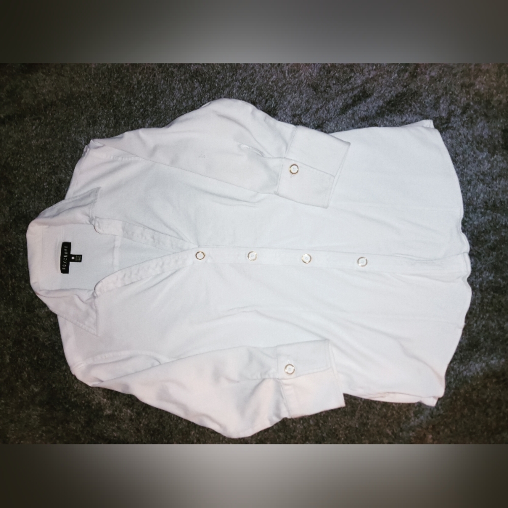 White Stretchy No Iron Shirt w/ Gold Rimmed Buttons